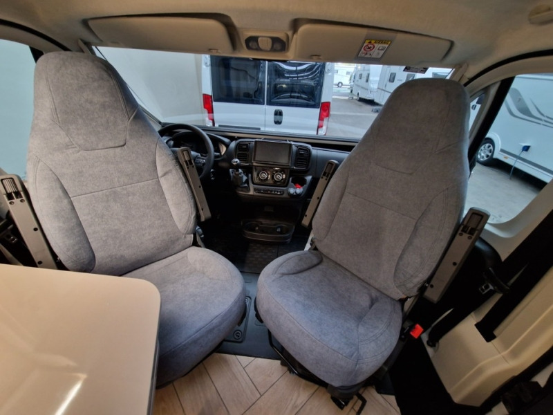 Chausson First Line V594L - 露营货车:图4 Chausson First Line V594L - 露营货车:图4