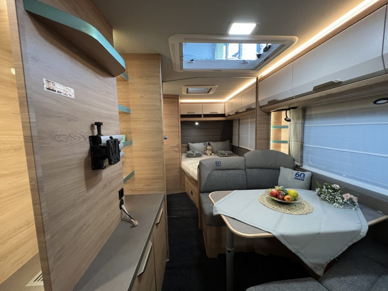 Knaus Sudwind 500 PF 60° Years - 旅行拖车:图4 Knaus Sudwind 500 PF 60° Years - 旅行拖车:图4