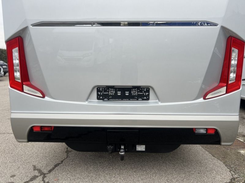 - 集成房车:图3 - 集成房车:图3