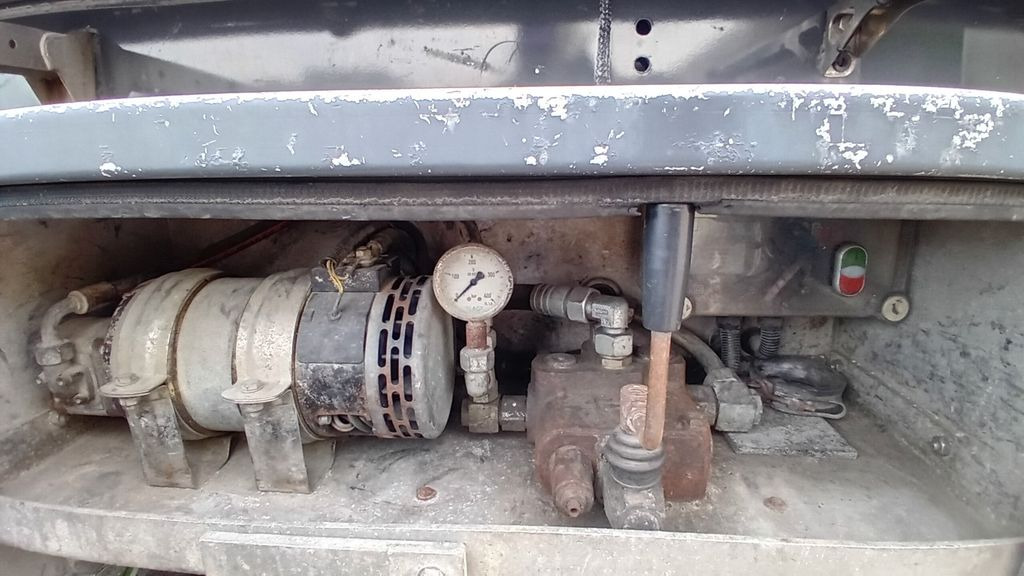 筒仓拖车 Lag 61m3：图10