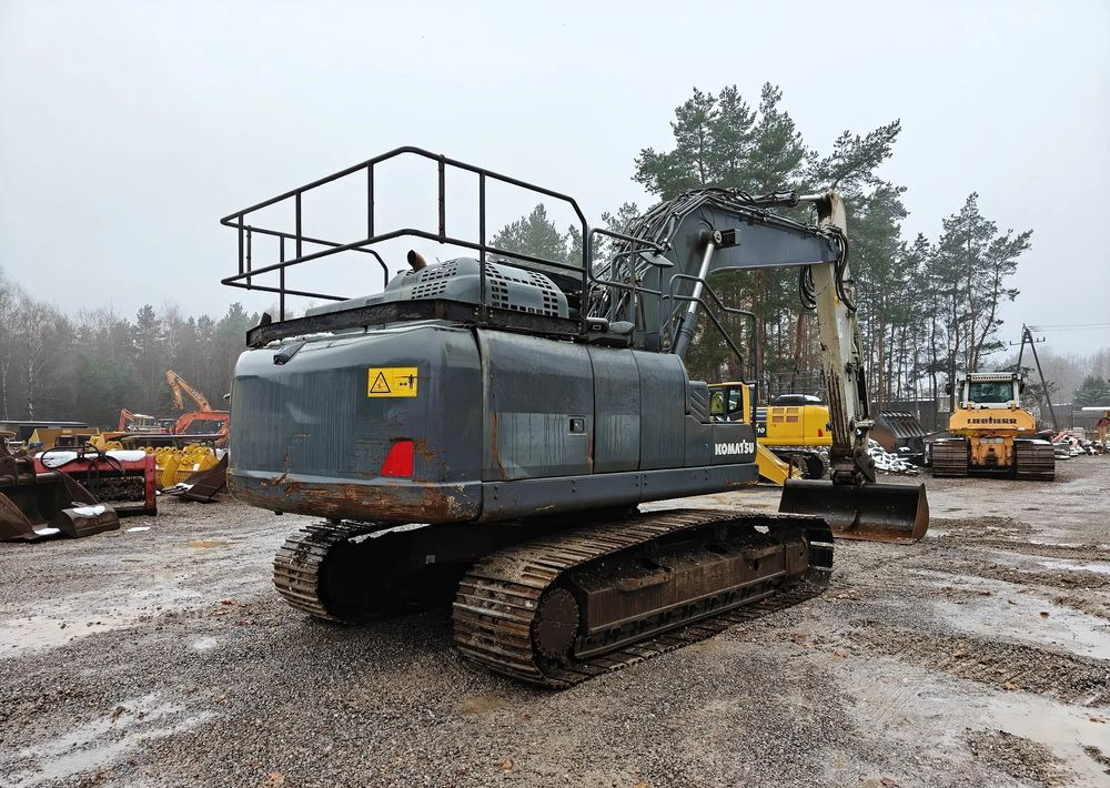 Komatsu PC210LC-11 - 履带式挖掘机:图5 Komatsu PC210LC-11 - 履带式挖掘机:图5