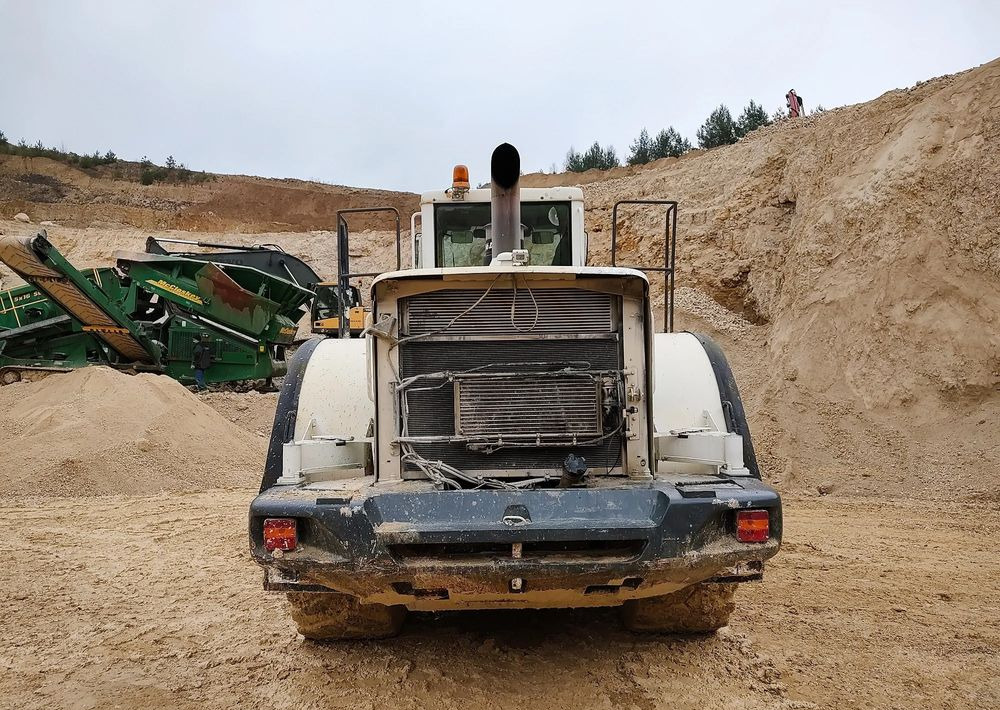 Volvo L180E - 轮式装载机:图4 Volvo L180E - 轮式装载机:图4