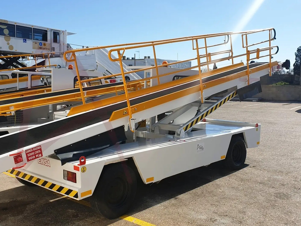 EINSA CDA-14C - 行李传送车:图1 EINSA CDA-14C - 行李传送车:图1