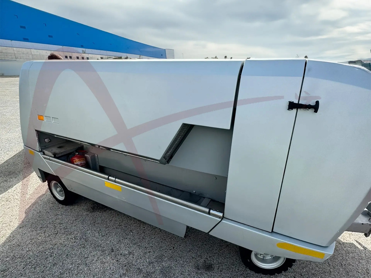 HITZINGER GPU-120MDE18 - 地面动力装置:图2 HITZINGER GPU-120MDE18 - 地面动力装置:图2