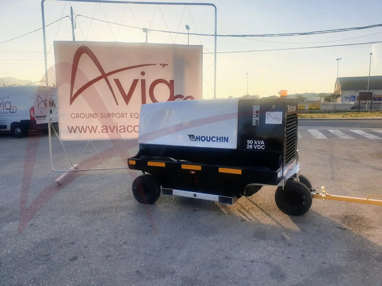 ITW GSE 4400 - 地面动力装置:图1 ITW GSE 4400 - 地面动力装置:图1