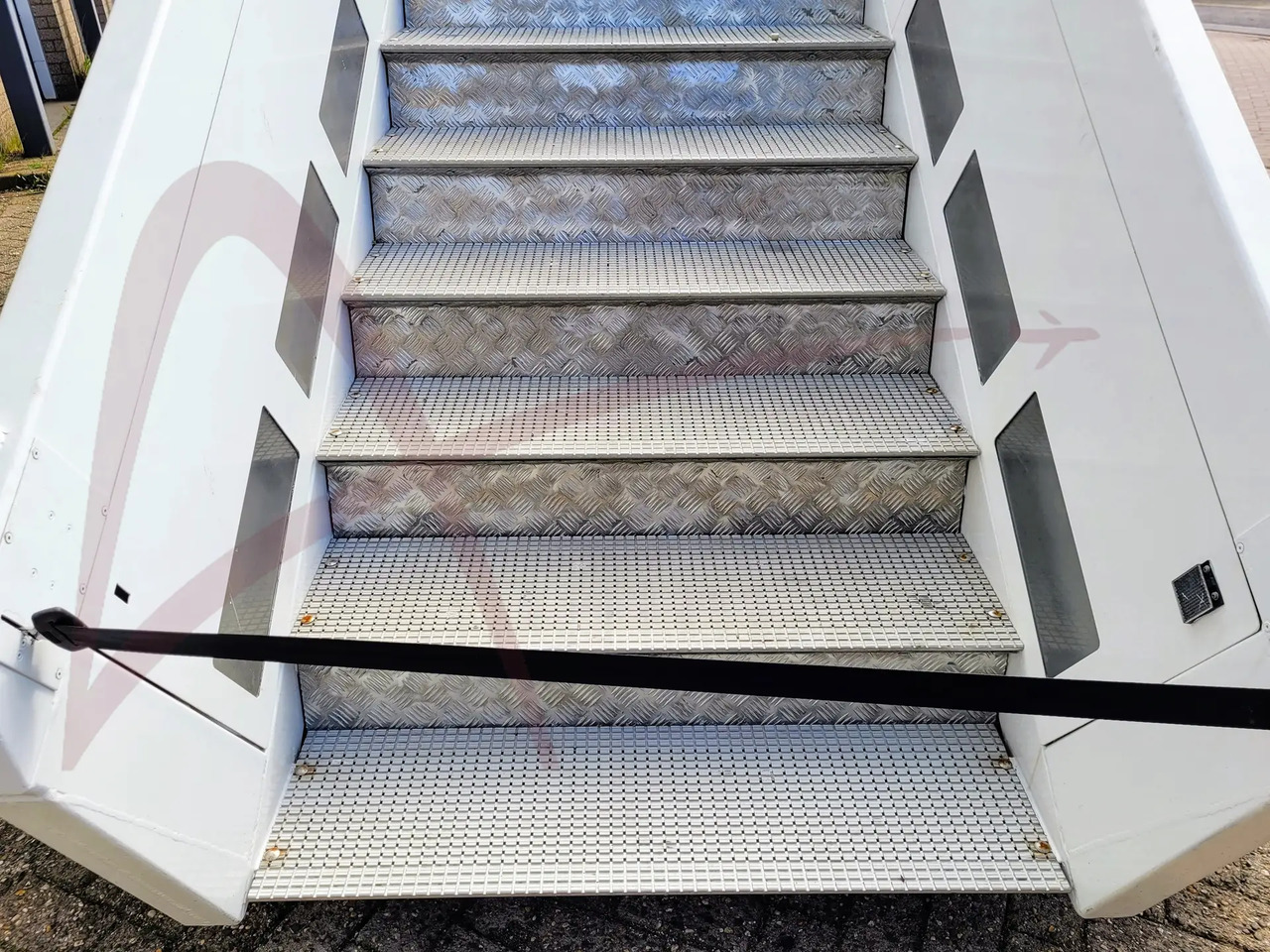 KAHLBACHER JET-STEP 180/420 - 乘客楼梯:图4 KAHLBACHER JET-STEP 180/420 - 乘客楼梯:图4