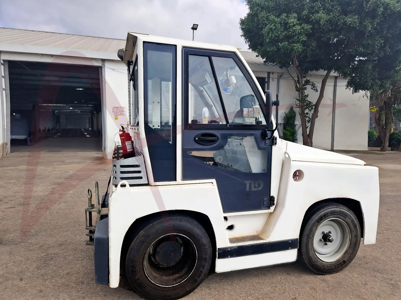 TLD JCT-60 - 行李牵引车:图1 TLD JCT-60 - 行李牵引车:图1