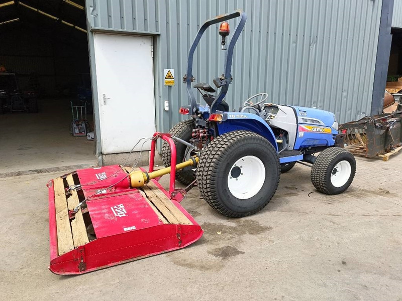 Iseki TG 5390 compacte tractor met maaier votex p12 4x4 - 紧凑型拖拉机:图3 Iseki TG 5390 compacte tractor met maaier votex p12 4x4 - 紧凑型拖拉机:图3