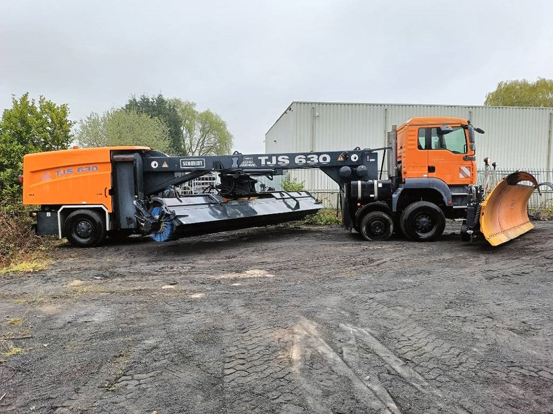 Schmidt TSJ630 man runway snow cleaning sneeuwschuif 2008 - 推雪板 适用于 农业机械:图1 Schmidt TSJ630 man runway snow cleaning sneeuwschuif 2008 - 推雪板 适用于 农业机械:图1