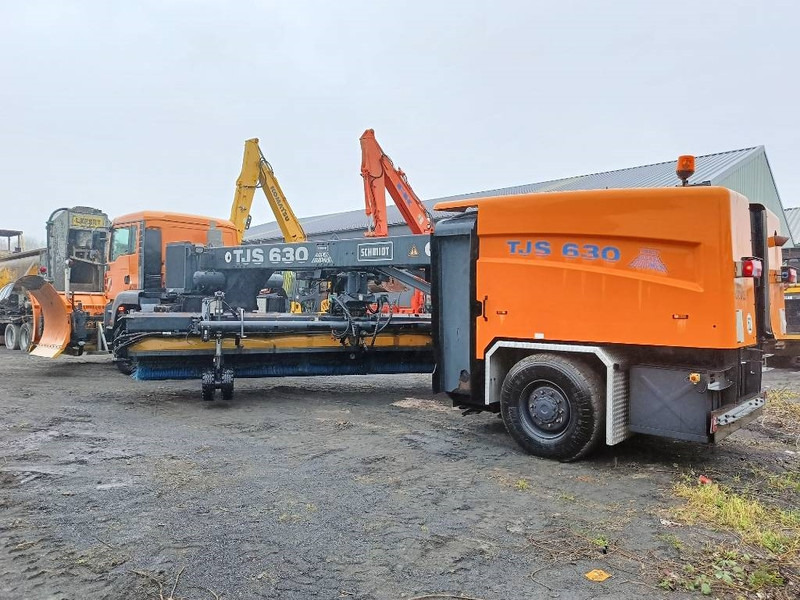 Schmidt TSJ630 man runway snow cleaning sneeuwschuif 2008 - 推雪板 适用于 农业机械:图5 Schmidt TSJ630 man runway snow cleaning sneeuwschuif 2008 - 推雪板 适用于 农业机械:图5