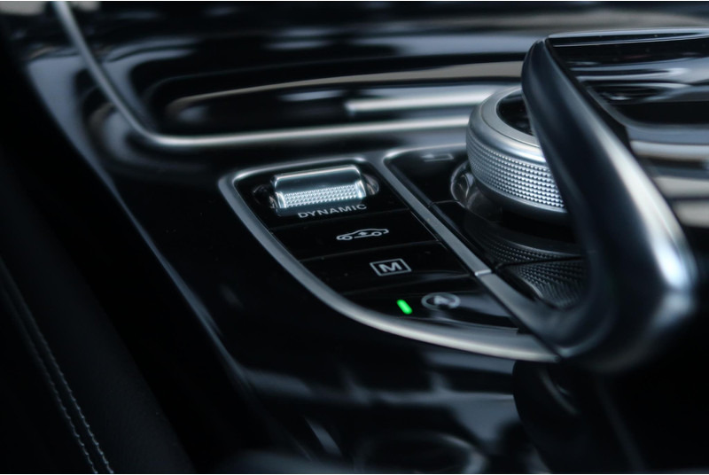 Mercedes-Benz GLC 350 d 4MATIC Premium Plus AMG/ PANO/ AIRM/ MEMORY/ 360/ BURMESTER/ ACC/ TREKHAAK - 越野车:图5 Mercedes-Benz GLC 350 d 4MATIC Premium Plus AMG/ PANO/ AIRM/ MEMORY/ 360/ BURMESTER/ ACC/ TREKHAAK - 越野车:图5