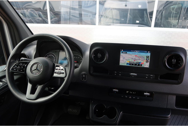 Mercedes-Benz Sprinter 317 CDI L2H2 AUT/ CAMERA/ LED/ CRUISE/ CLIMA/ MBUX - 无侧窗厢式货车:图5 Mercedes-Benz Sprinter 317 CDI L2H2 AUT/ CAMERA/ LED/ CRUISE/ CLIMA/ MBUX - 无侧窗厢式货车:图5