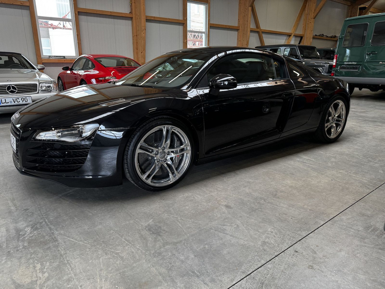 Audi R8 4.2 FSI V8 quattro Coupé - 汽车:图2 Audi R8 4.2 FSI V8 quattro Coupé - 汽车:图2