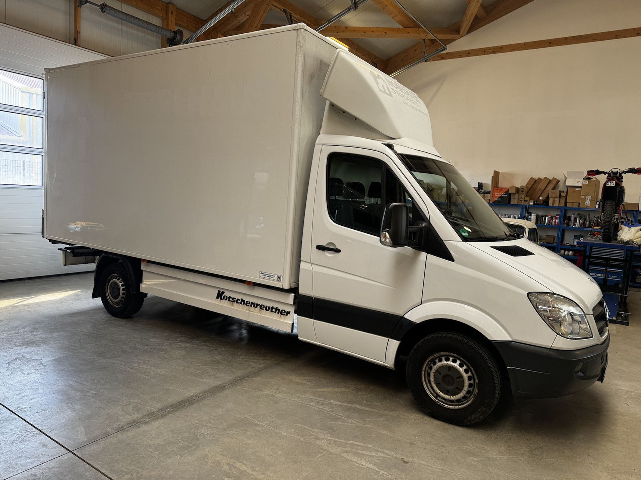Mercedes-Benz Sprinter 313 CDI Möbelkoffer 1.Hd. Scheckheft - 厢式货车:图5 Mercedes-Benz Sprinter 313 CDI Möbelkoffer 1.Hd. Scheckheft - 厢式货车:图5
