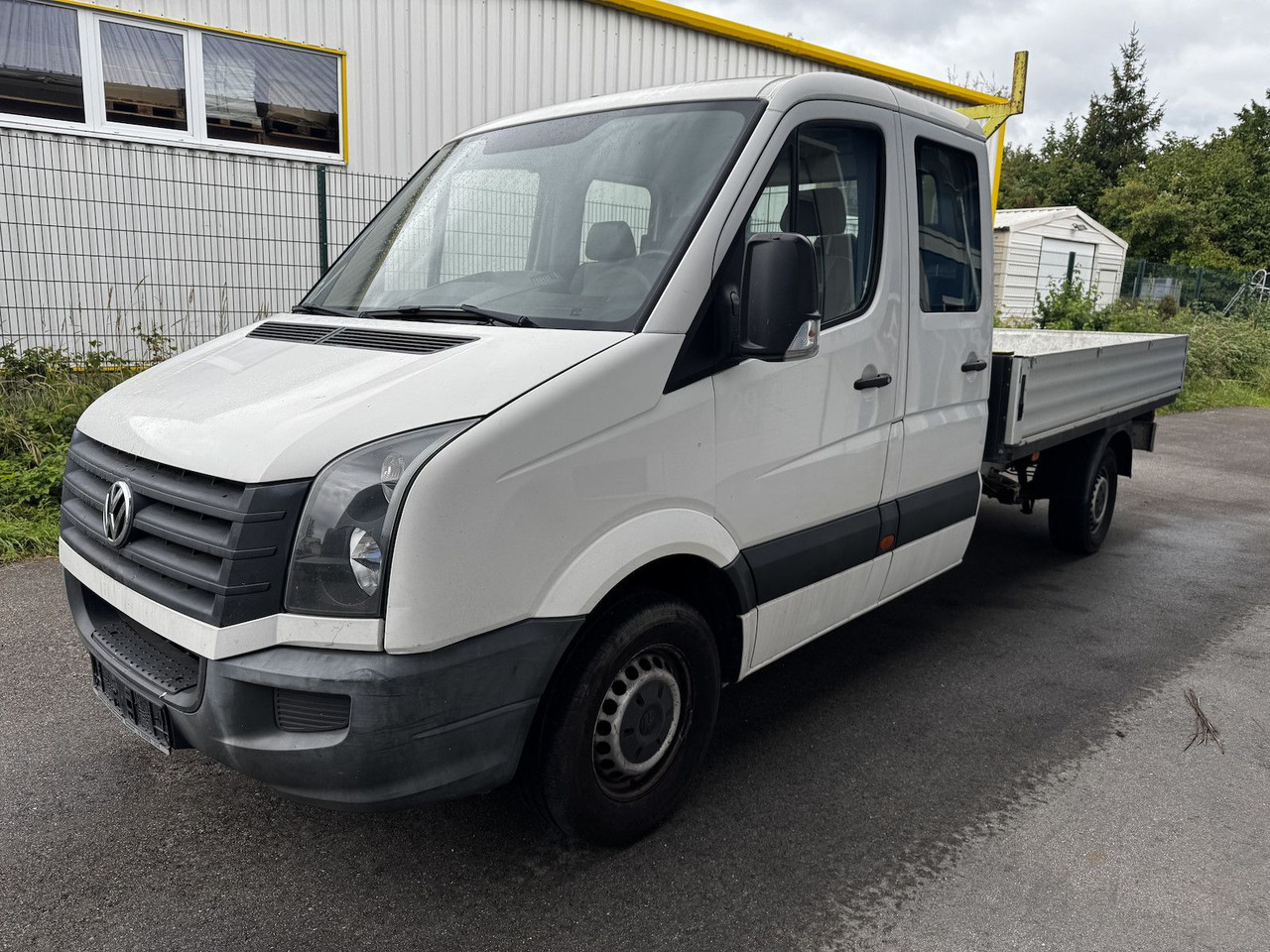 Volkswagen Crafter 35 Doka L3 Maxi 2.0 TDI Motorschaden - 平板货车, 康比货车:图1 Volkswagen Crafter 35 Doka L3 Maxi 2.0 TDI Motorschaden - 平板货车, 康比货车:图1