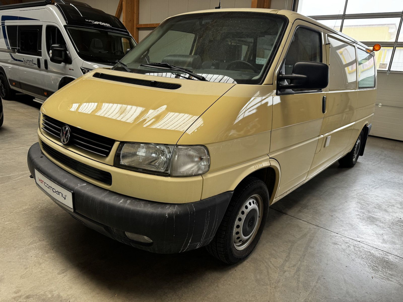 Volkswagen T4 2.5 TDI Syncro 4x4 lang 1. Hand! - 无侧窗厢式货车:图1 Volkswagen T4 2.5 TDI Syncro 4x4 lang 1. Hand! - 无侧窗厢式货车:图1