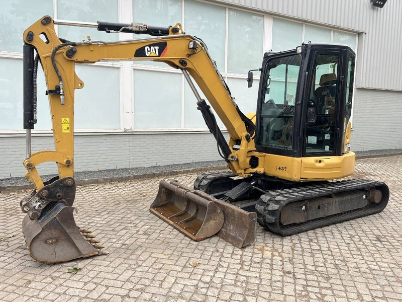 Cat 305 E2 CR 2019 - 小型挖掘机:图2 Cat 305 E2 CR 2019 - 小型挖掘机:图2