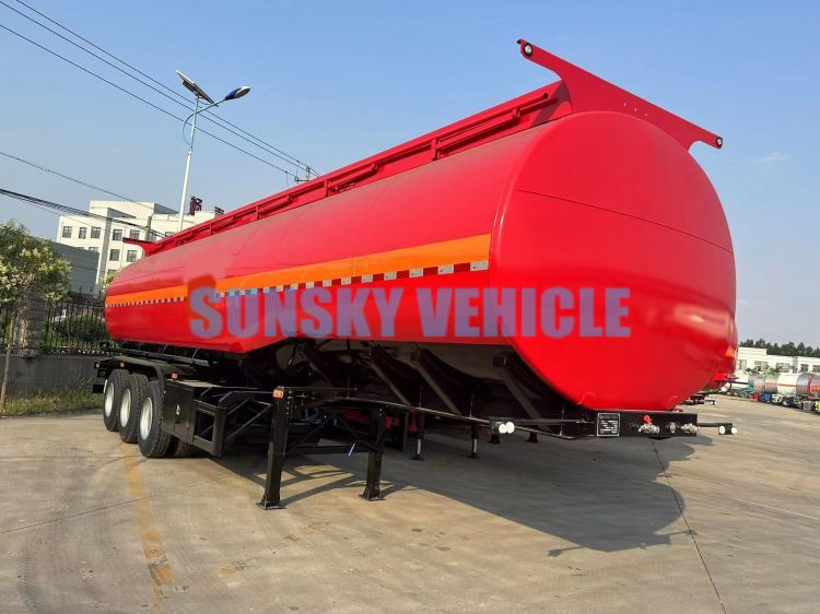 SUNSKY Fuel Tank Trailer - 液罐半拖车:图2 SUNSKY Fuel Tank Trailer - 液罐半拖车:图2