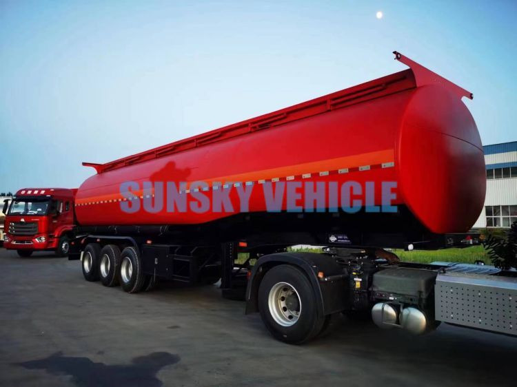 SUNSKY Fuel Tank Trailer - 液罐半拖车:图3 SUNSKY Fuel Tank Trailer - 液罐半拖车:图3