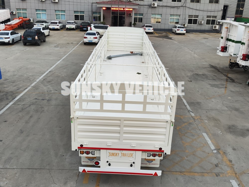 新的 栏板式/ 平板半拖车 用于运输 散装材料 SUNSKY：图6