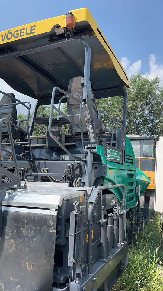 VOGELE S1880-3L Used paver laying machine 10m concrete road asphalt paver - 沥青铺路机:图4 VOGELE S1880-3L Used paver laying machine 10m concrete road asphalt paver - 沥青铺路机:图4