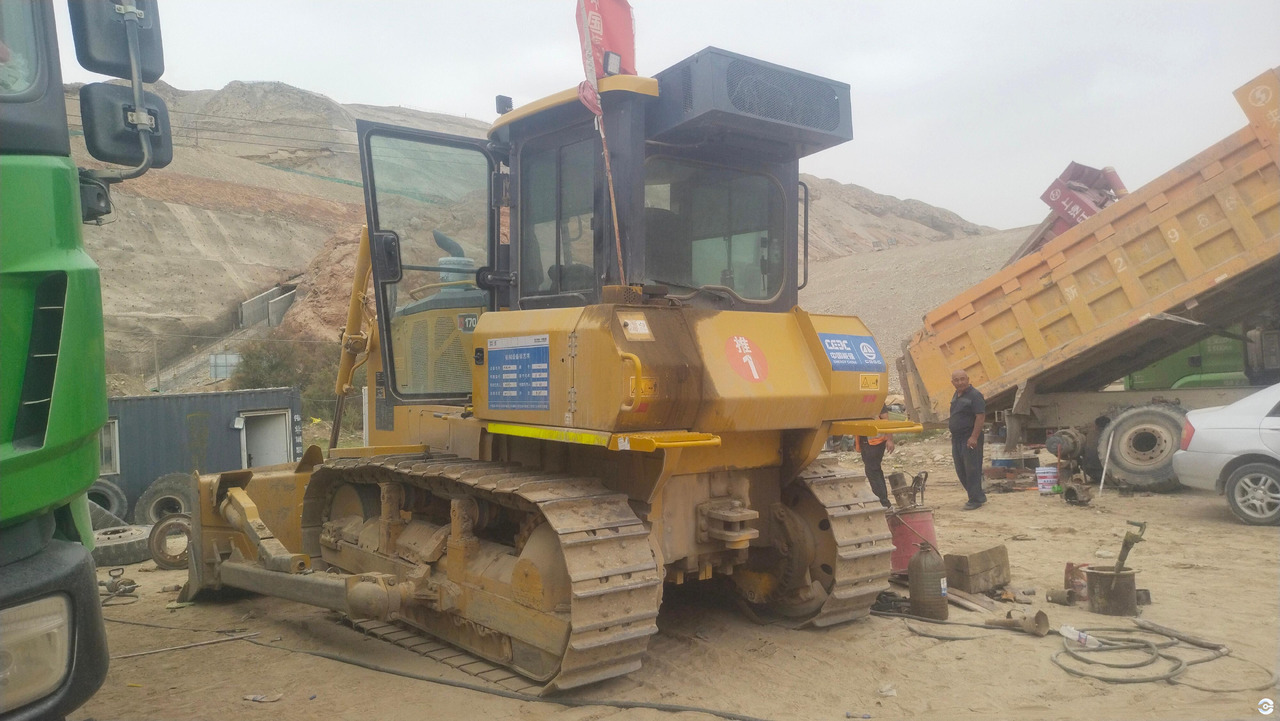 XCMG D170 used small bulldozer dozer hydraulic price - 推土机:图5 XCMG D170 used small bulldozer dozer hydraulic price - 推土机:图5