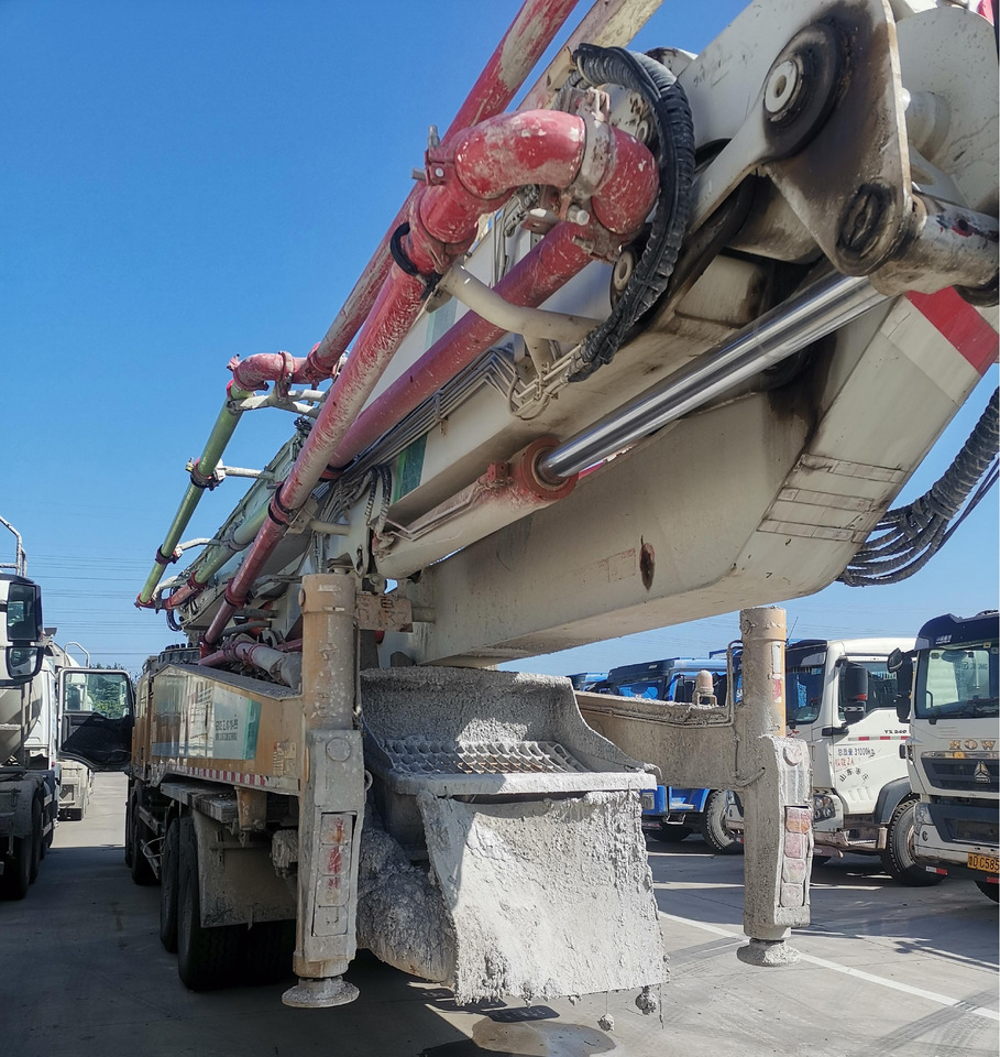 XCMG Factory Second Hand Hydraulic Concrete Pump HB62V 62m Cement Punp Truck For Sale - 混凝土泵车:图5 XCMG Factory Second Hand Hydraulic Concrete Pump HB62V 62m Cement Punp Truck For Sale - 混凝土泵车:图5