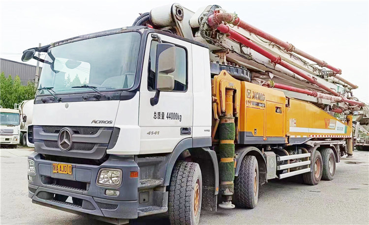 XCMG Hb62V Euro 5 2019 Year Second Hand Truck-Mounted Concrete Pump Truck - 混凝土泵车:图3 XCMG Hb62V Euro 5 2019 Year Second Hand Truck-Mounted Concrete Pump Truck - 混凝土泵车:图3