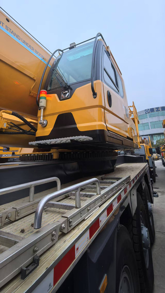 XCMG Official 130 ton Used Mobile Crane XCT130_1 Hydraulic Crane Price List - 移动式起重机:图4 XCMG Official 130 ton Used Mobile Crane XCT130_1 Hydraulic Crane Price List - 移动式起重机:图4