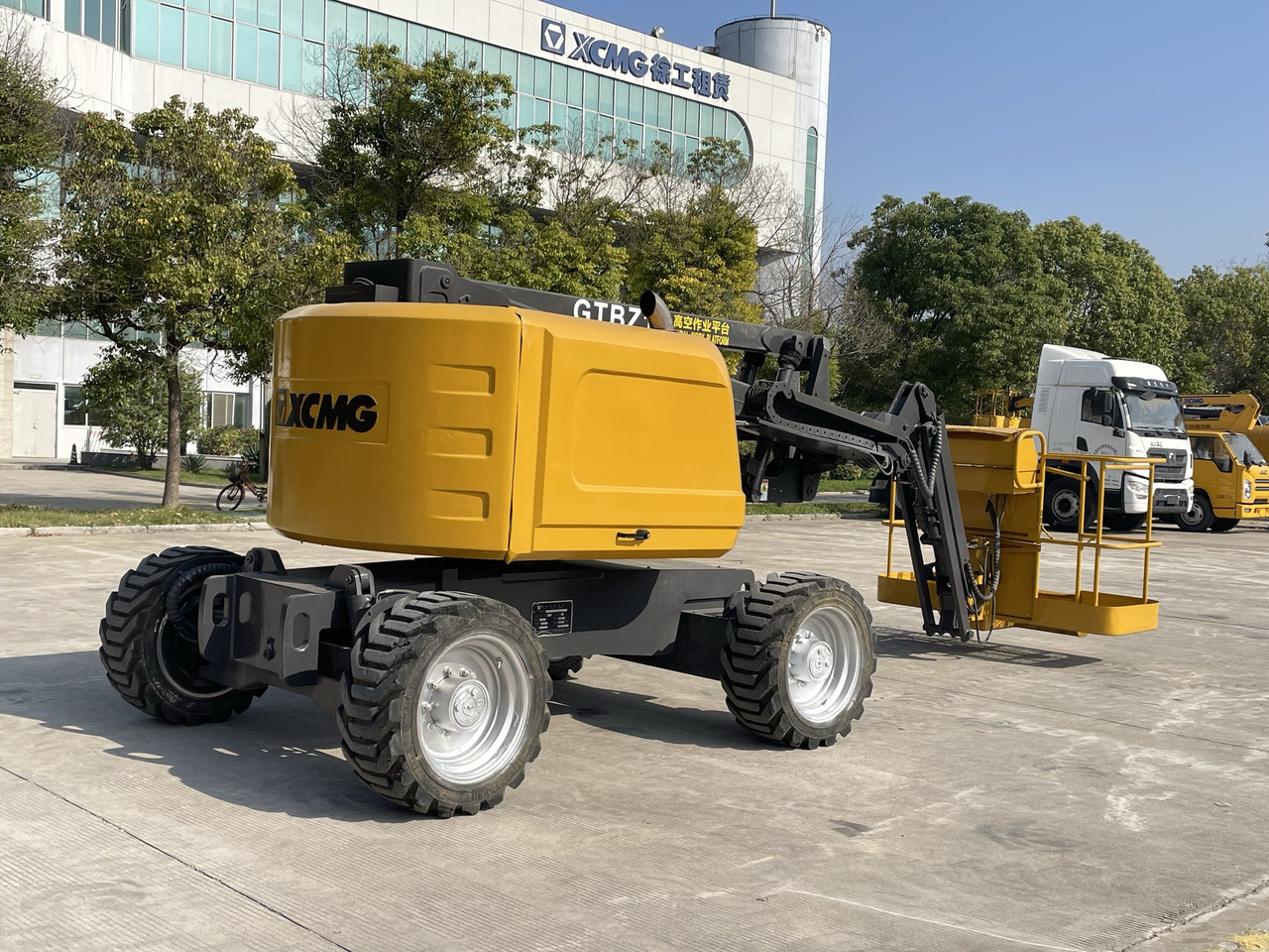 XCMG Official Cherry Picker Lift GTBZ14J 14m Used Articulated Boom Lift Hot Sale - 铰接臂:图5 XCMG Official Cherry Picker Lift GTBZ14J 14m Used Articulated Boom Lift Hot Sale - 铰接臂:图5