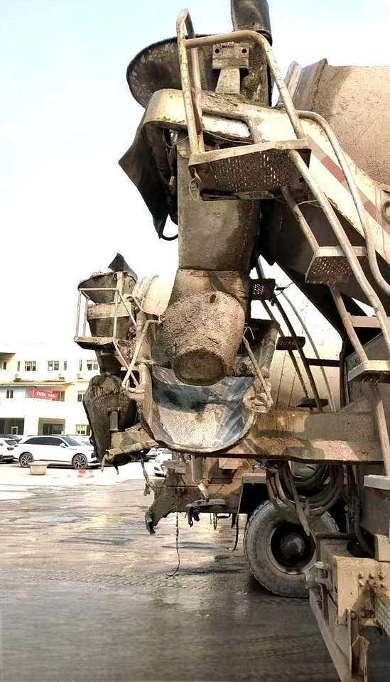 XCMG Official Construction Cement Mixer G4804B 12m³ Used Mobile Concrete Mixer Truck for sale - 混凝土搅拌滚筒:图5 XCMG Official Construction Cement Mixer G4804B 12m³ Used Mobile Concrete Mixer Truck for sale - 混凝土搅拌滚筒:图5