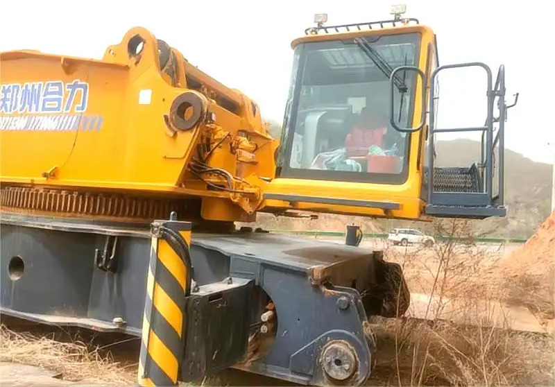 XCMG Official Crane Lifting Equipment Used Crawler crane XGC11000 - 履带式起重机:图4 XCMG Official Crane Lifting Equipment Used Crawler crane XGC11000 - 履带式起重机:图4