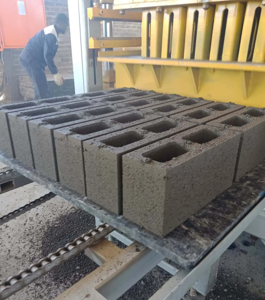 XCMG Official MM8-15 Block Making Machine for Make Clay Brick - 砌块机:图3 XCMG Official MM8-15 Block Making Machine for Make Clay Brick - 砌块机:图3