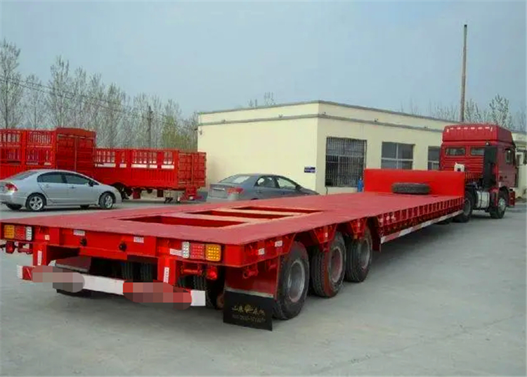 XCMG Official XLYZ9400TPB 53 Ft Aluminum Flatbed Semi Trailers - 栏板式/ 平板半拖车:图2 XCMG Official XLYZ9400TPB 53 Ft Aluminum Flatbed Semi Trailers - 栏板式/ 平板半拖车:图2