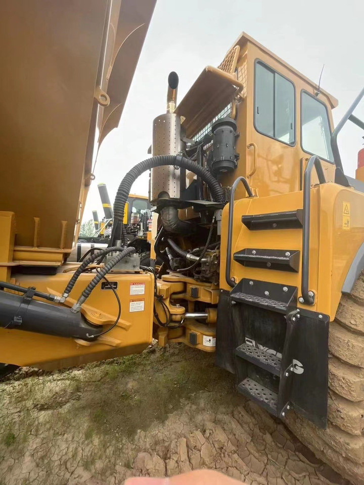 XCMG Official Xda40 China 2018 Year 40 Ton Used Dump Tipper Truck in Good Condition - 铰接式自卸车:图4 XCMG Official Xda40 China 2018 Year 40 Ton Used Dump Tipper Truck in Good Condition - 铰接式自卸车:图4