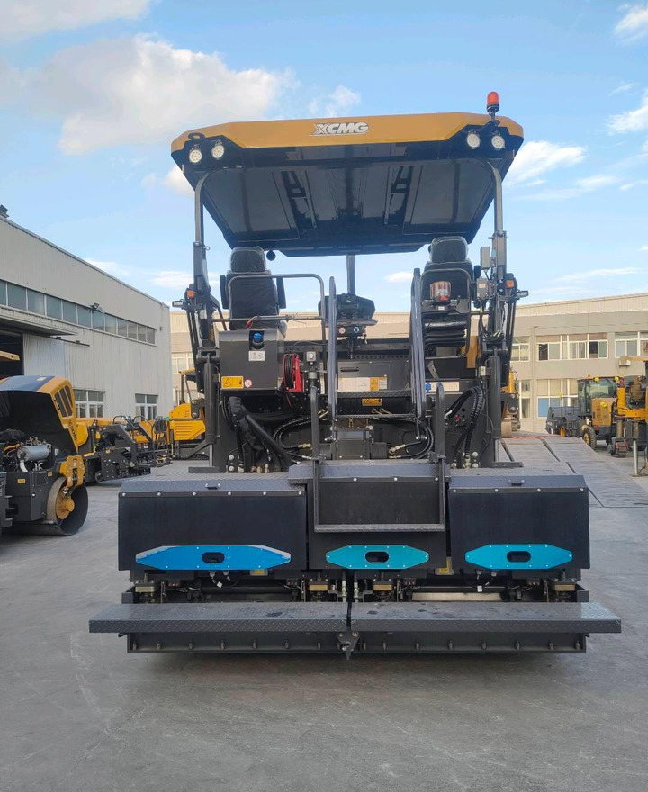 XCMG RP905IV used crawler portable concrete asphalt paver price - 沥青铺路机:图2 XCMG RP905IV used crawler portable concrete asphalt paver price - 沥青铺路机:图2