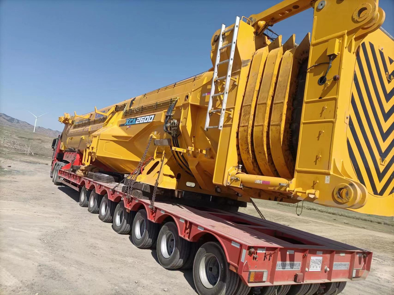 XCMG XCA2600 Used 2600 Ton Large All Terrain Truck Crane with Good Performance - 全地形起重机:图3 XCMG XCA2600 Used 2600 Ton Large All Terrain Truck Crane with Good Performance - 全地形起重机:图3