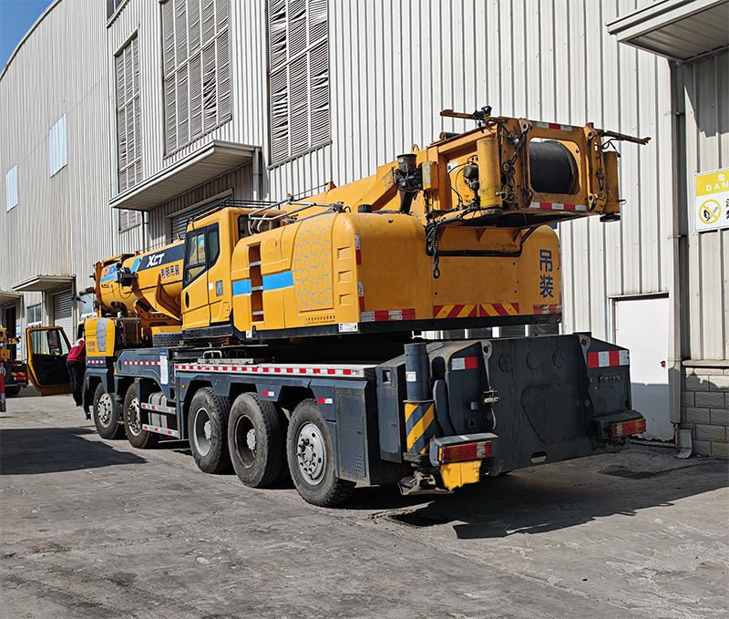 XCMG XCT110 used 110ton mobile hydraulic truck crane price - 移动式起重机:图5 XCMG XCT110 used 110ton mobile hydraulic truck crane price - 移动式起重机:图5