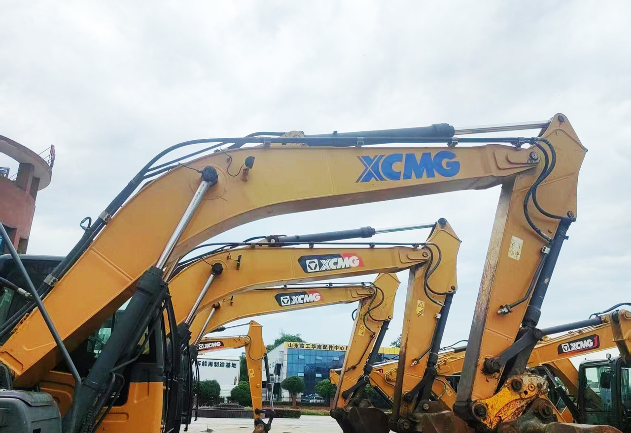 XCMG XE215DA 20ton medium used crawler excavator hydraulic price - 履带式挖掘机:图3 XCMG XE215DA 20ton medium used crawler excavator hydraulic price - 履带式挖掘机:图3