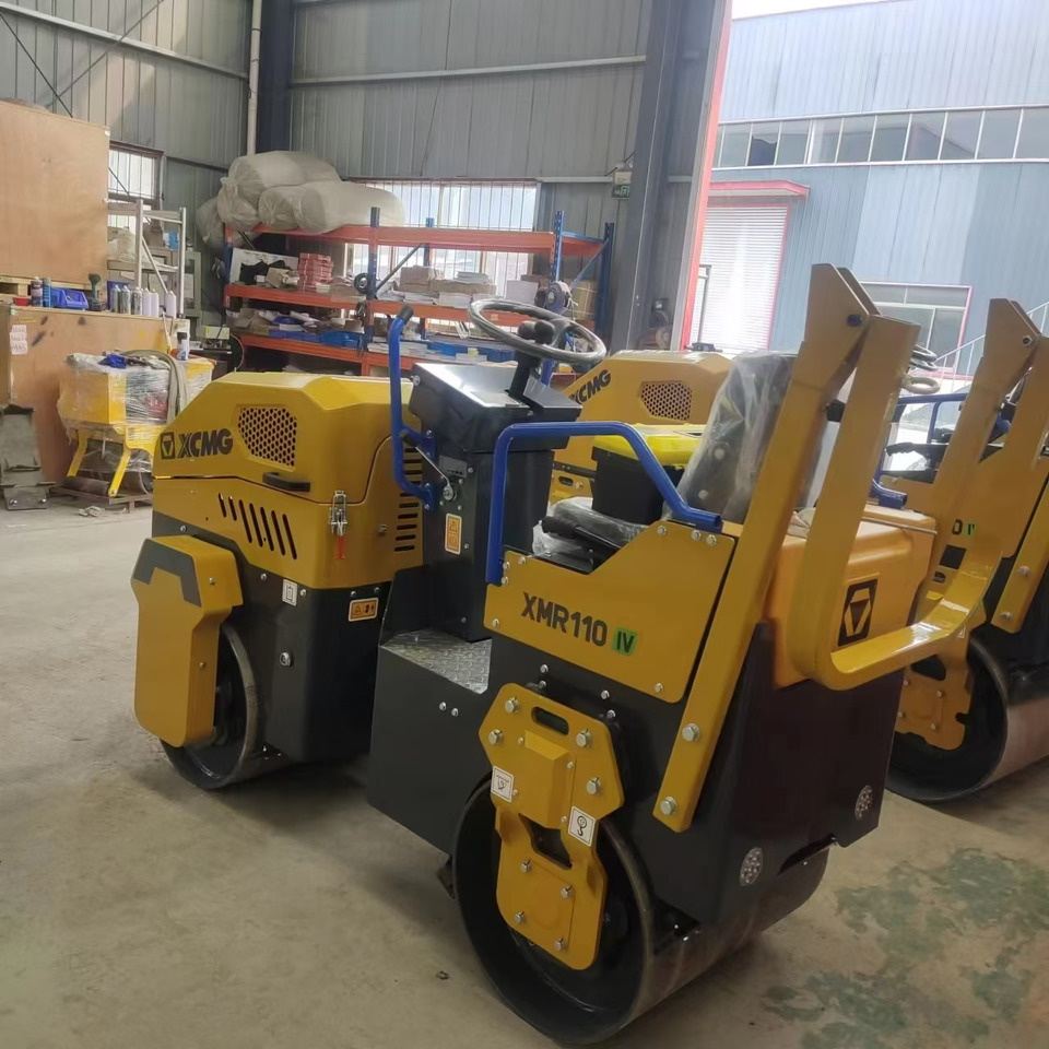 XCMG XMR110 1ton samll road roller hydraulic vibratory compator price - 小型碾压机:图3 XCMG XMR110 1ton samll road roller hydraulic vibratory compator price - 小型碾压机:图3