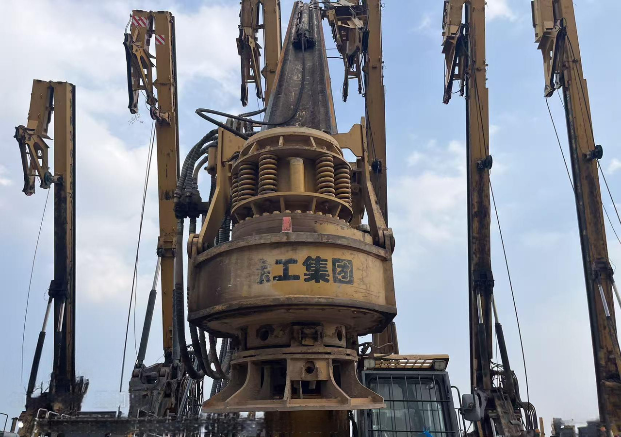 XCMG XR180D used rotary drilling rig machine for sale - 钻机:图4 XCMG XR180D used rotary drilling rig machine for sale - 钻机:图4