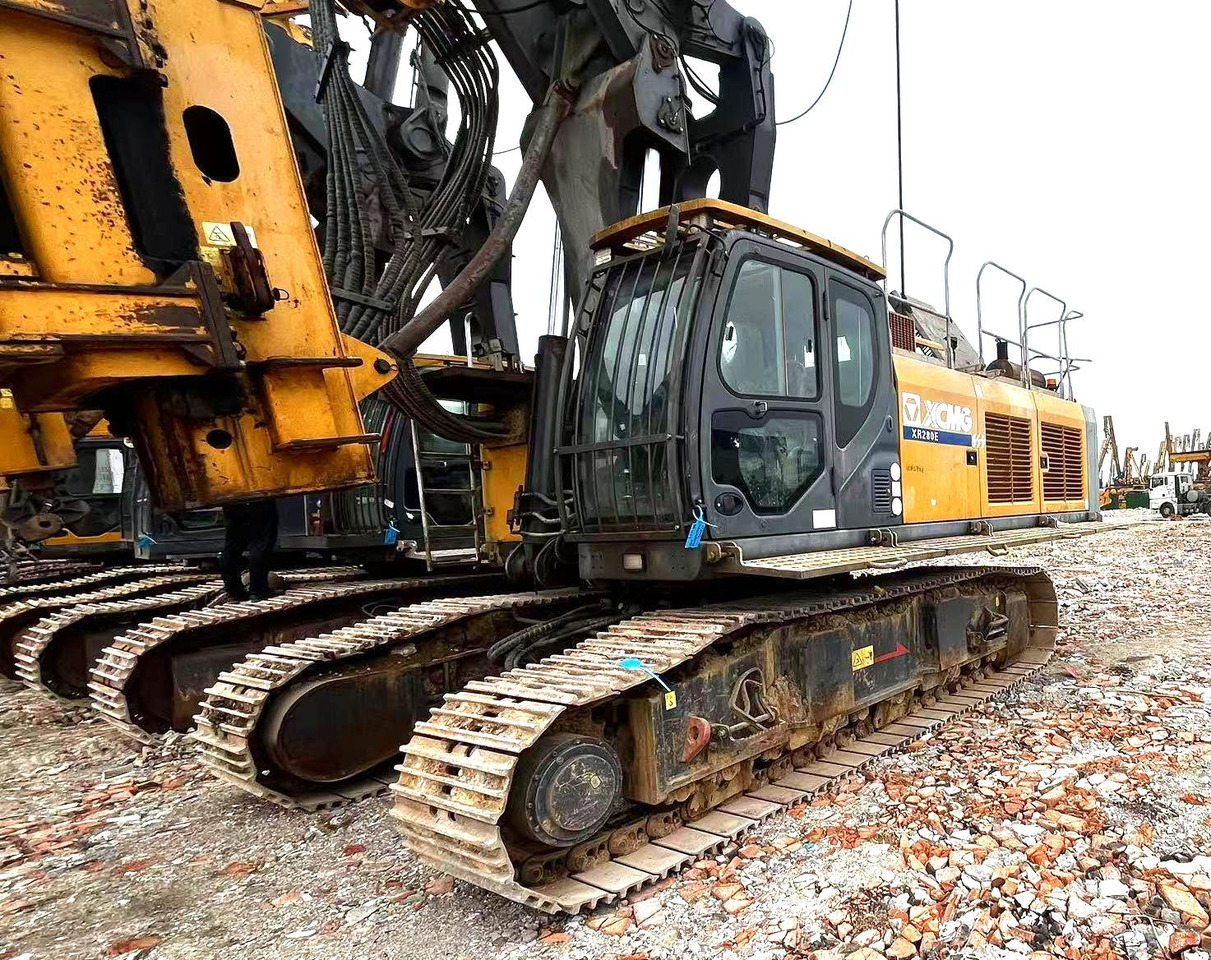 XCMG XR240E second hand rotary drilling rig pile machine price - 钻机:图5 XCMG XR240E second hand rotary drilling rig pile machine price - 钻机:图5