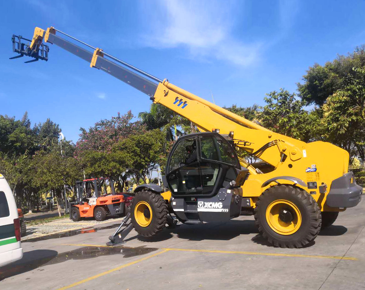 XCMG XTF1256K 5.4ton used diesel forklift loader telehandler for sale - 伸缩臂叉装车:图3 XCMG XTF1256K 5.4ton used diesel forklift loader telehandler for sale - 伸缩臂叉装车:图3