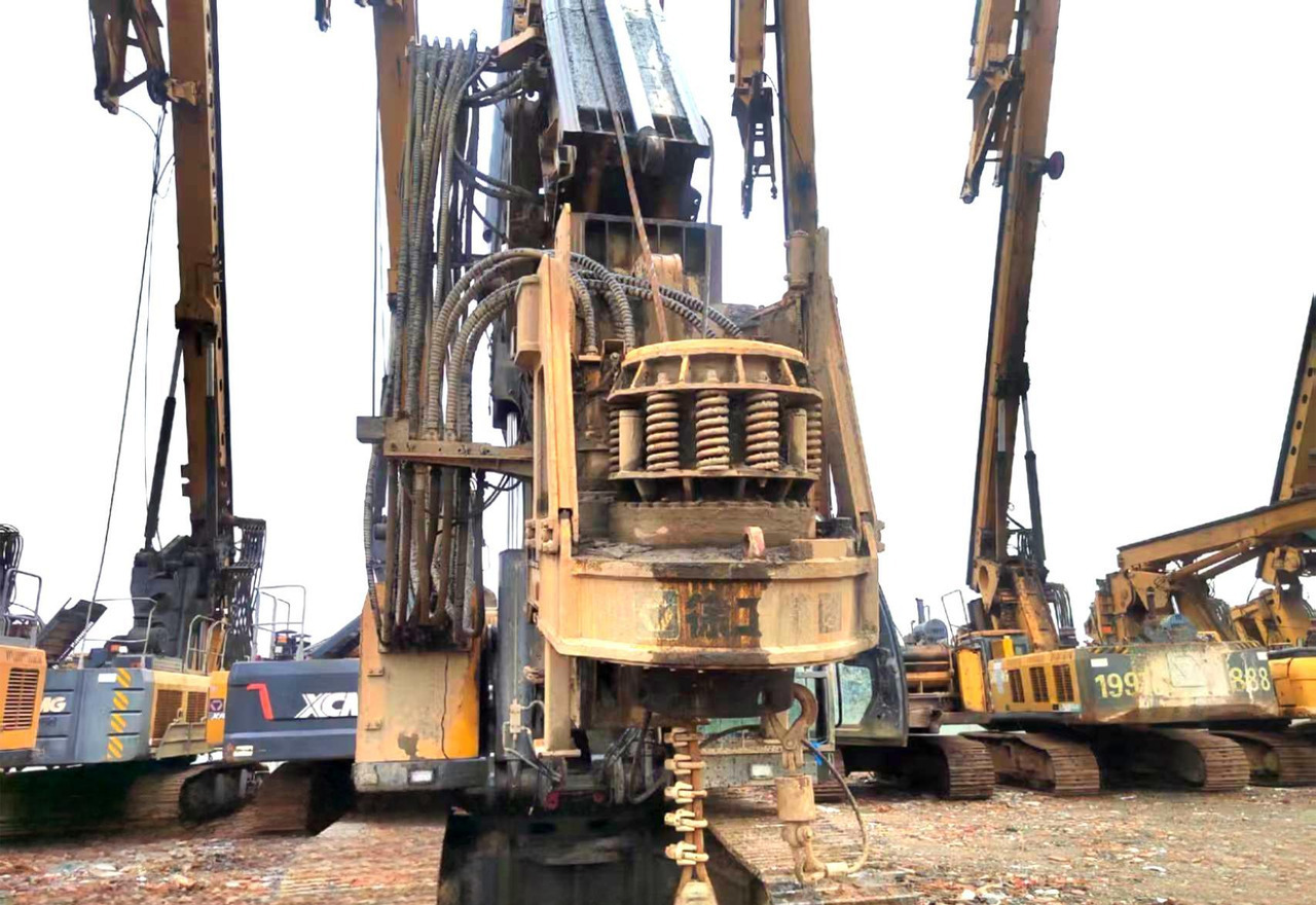 XCMG certified used rotary drilling rig XR240E - 钻机:图3 XCMG certified used rotary drilling rig XR240E - 钻机:图3