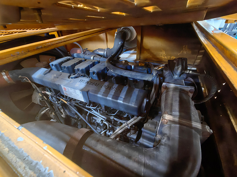 XCMG used XCT110 110ton telescopic boom truck crane mobile for sale - 起重机:图3 XCMG used XCT110 110ton telescopic boom truck crane mobile for sale - 起重机:图3