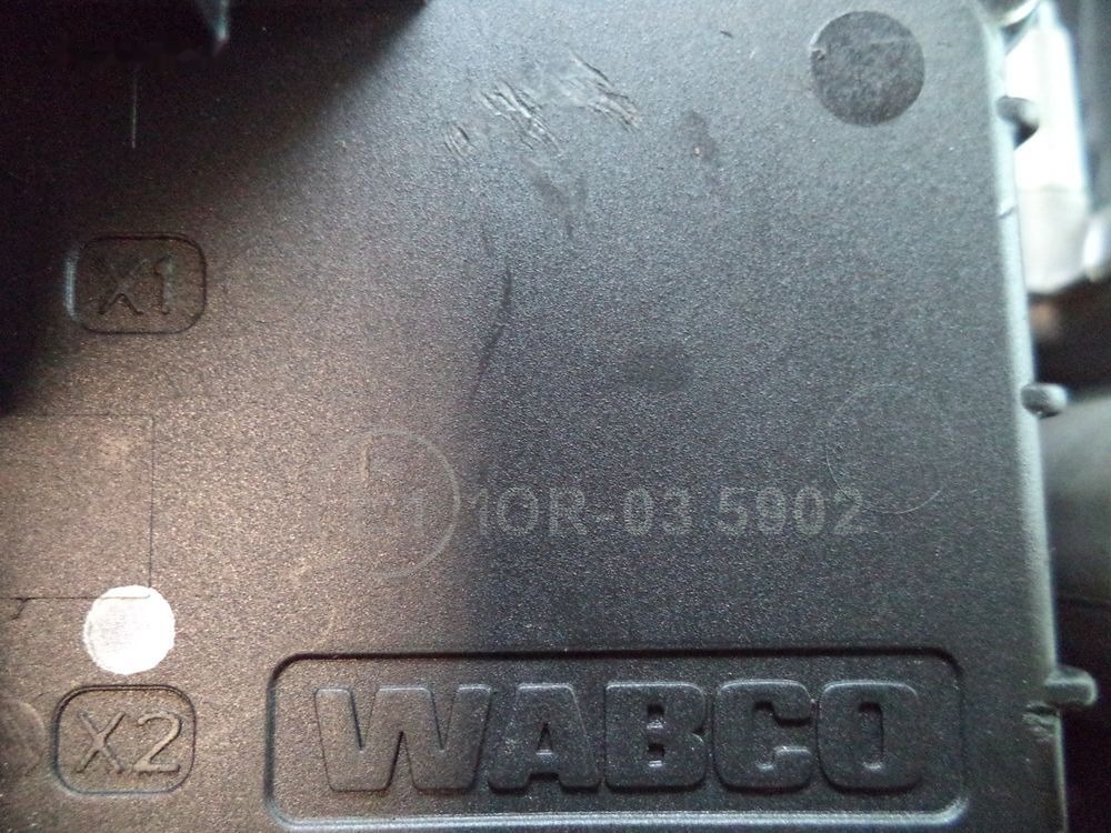 DAF 480 106 105 DAF XF 106 truck - 制动阀 适用于 卡车:图5 DAF 480 106 105 DAF XF 106 truck - 制动阀 适用于 卡车:图5