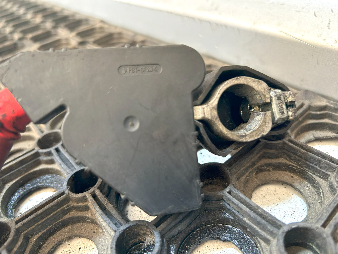 DAF BEM ECU CLAMP CONNECTOR - 传感器:图3 DAF BEM ECU CLAMP CONNECTOR - 传感器:图3