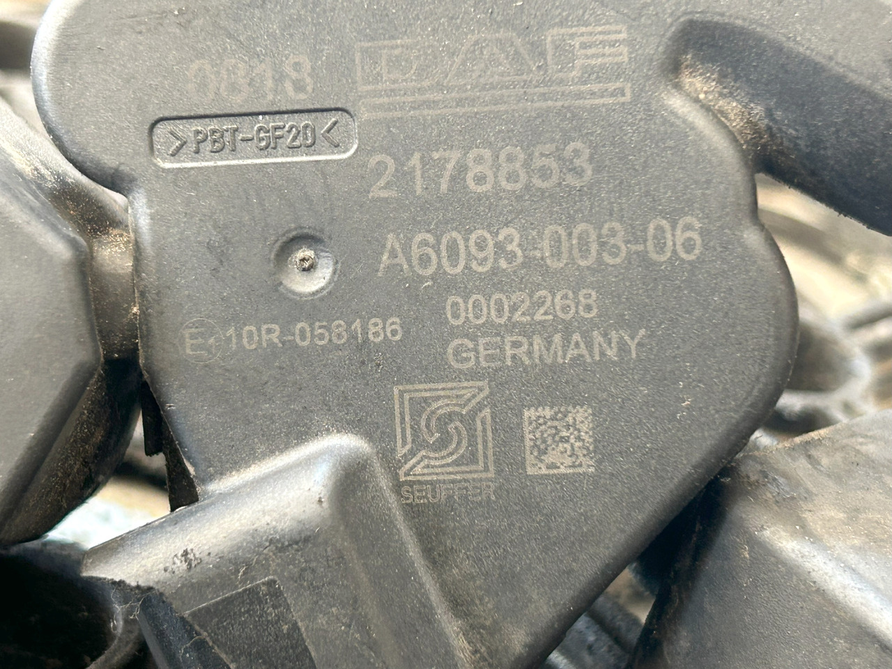 DAF BEM ECU CLAMP CONNECTOR - 传感器:图4 DAF BEM ECU CLAMP CONNECTOR - 传感器:图4