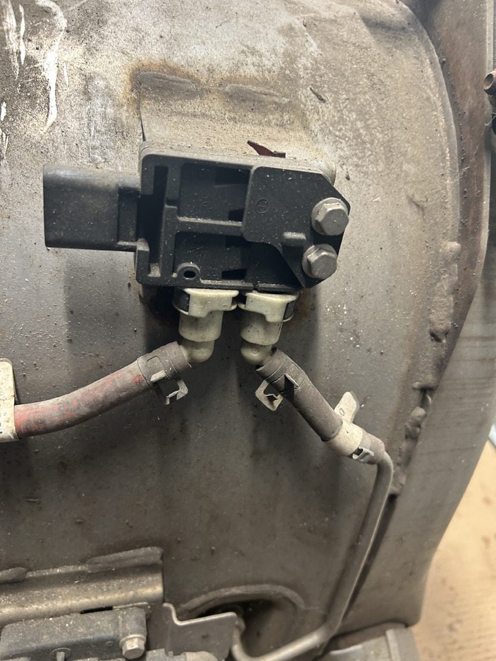 DAF DPF CATALYTIC CONVERTER DAF XF 106 - 催化转化器:图3 DAF DPF CATALYTIC CONVERTER DAF XF 106 - 催化转化器:图3