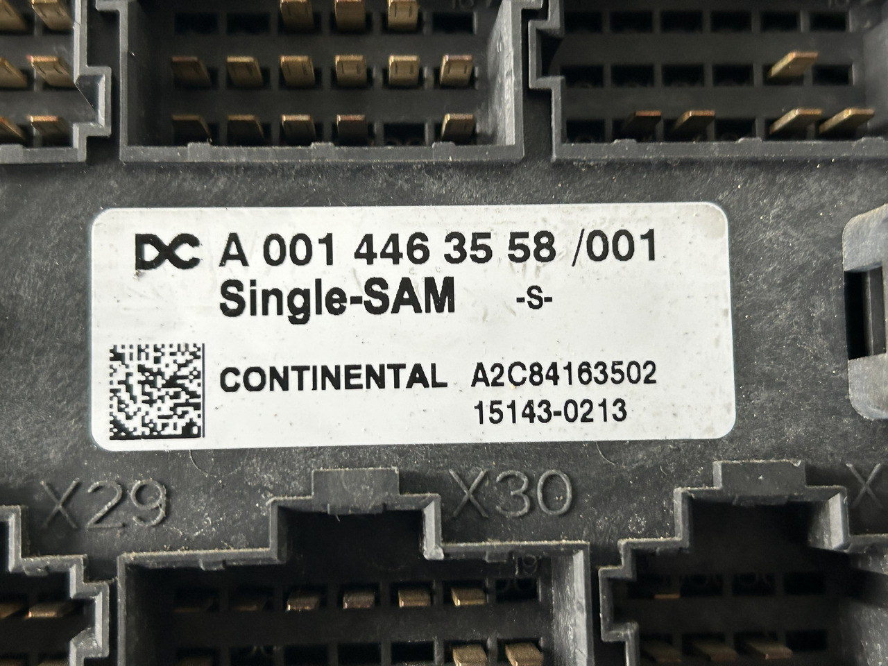 MERCEDES ACTROS MP4 A FUSE MODULE SAM - 保险丝:图5 MERCEDES ACTROS MP4 A FUSE MODULE SAM - 保险丝:图5